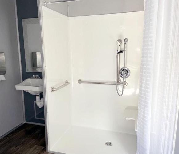 Restroom Trailer/Shower Rentals in Jacksonville FL 32210
