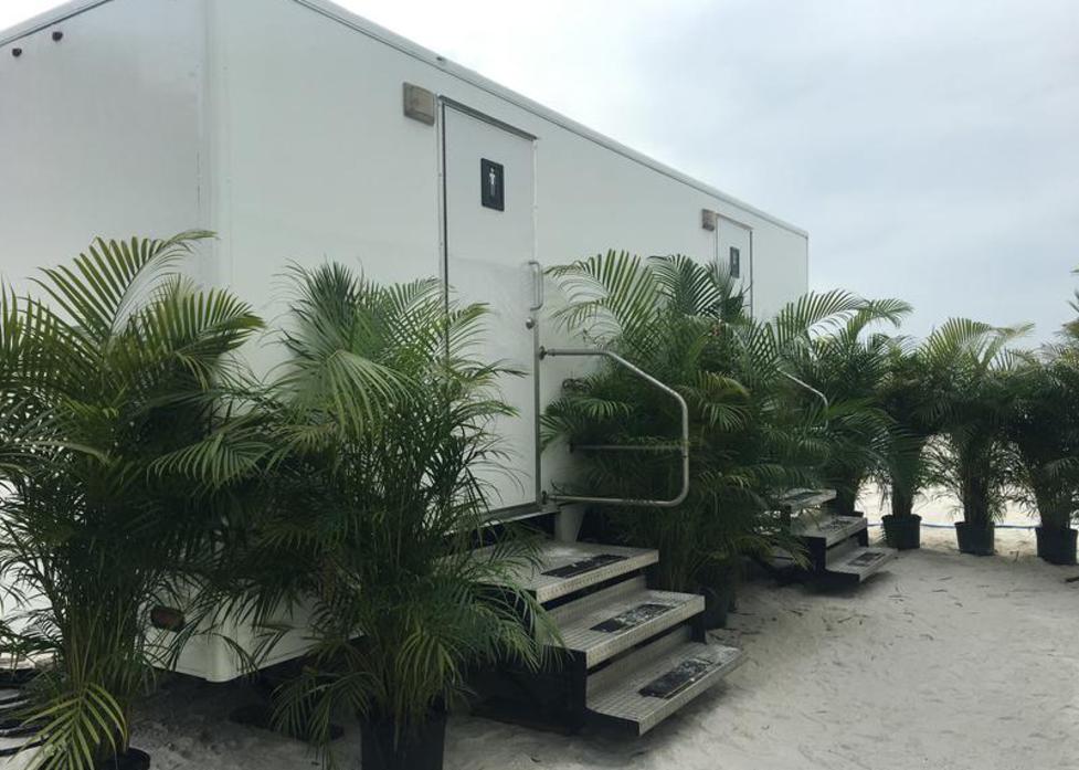 Long Term Bathroom Trailer Rentals in Largo, Florida